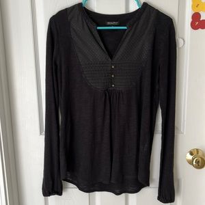 Lucky Brand black top. Size M